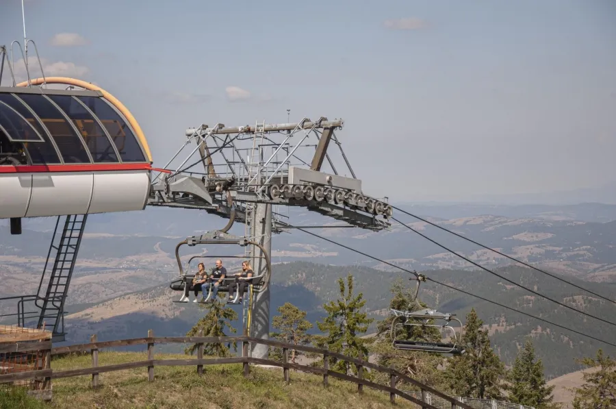 Prvomajski vikend na Torniku – panoramska vožnja i bob na šinama