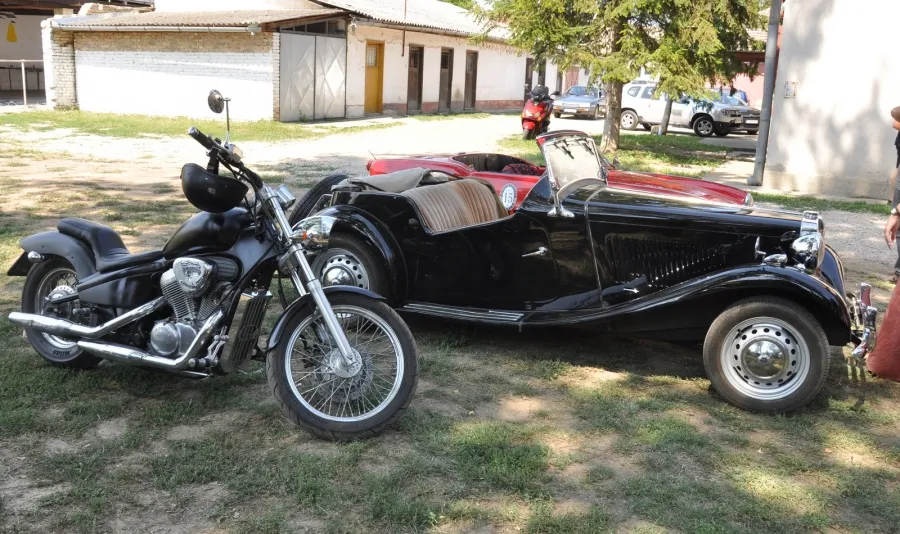 „Reli prijateljstva srcem Zapadne Srbije“ - Oldtajmeri