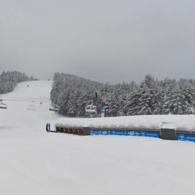 Ski centar Tornik u punom pogonu: žičare i staze aktivne uz veliku posećenost
