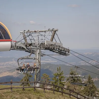 Prvomajski vikend na Torniku – panoramska vožnja i bob na šinama