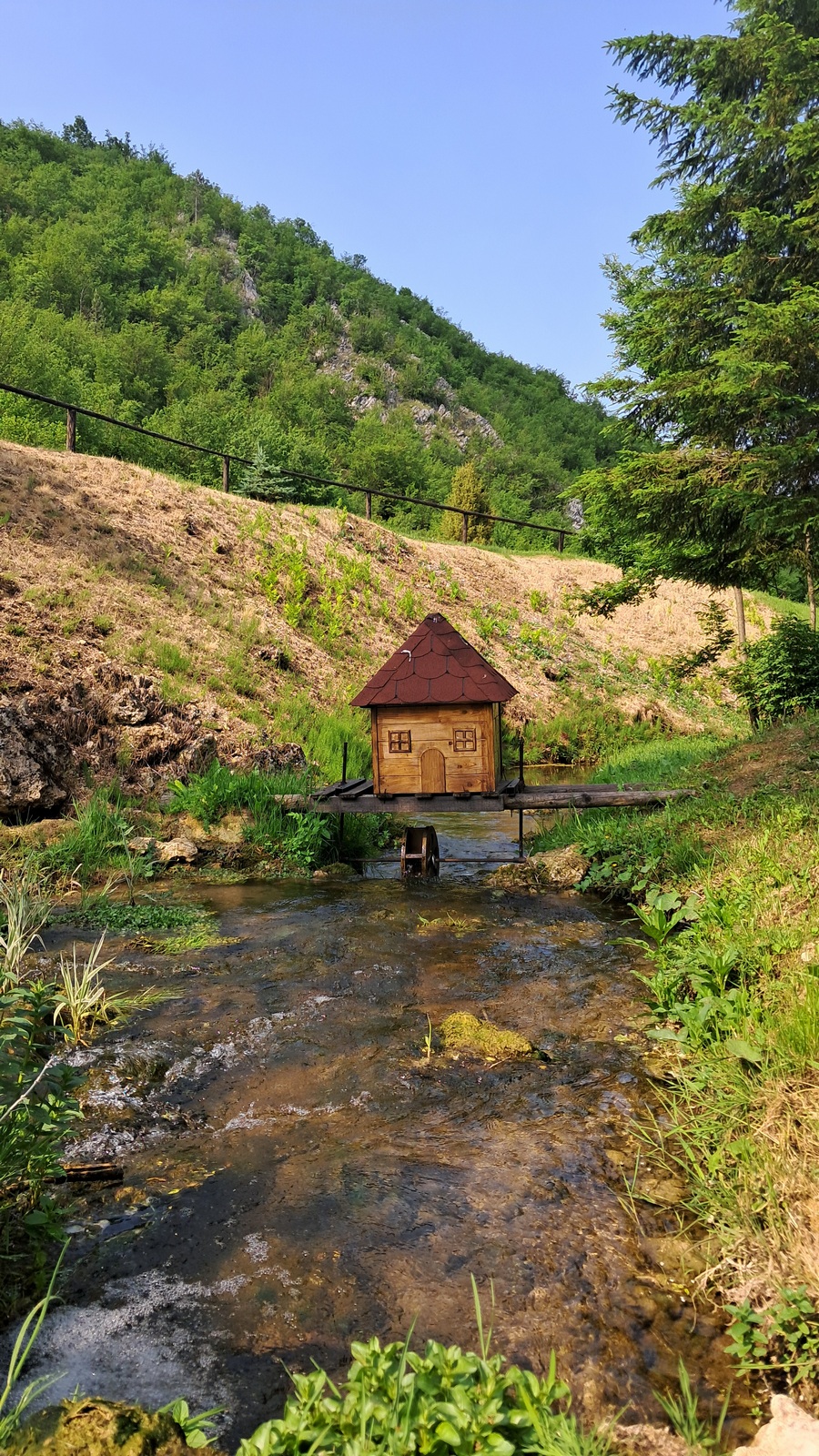 Vodopad Gostilje - Smeštaj na Zlatiboru